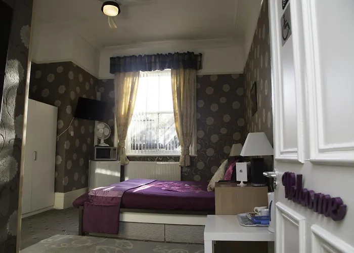 Ashfield Hotel